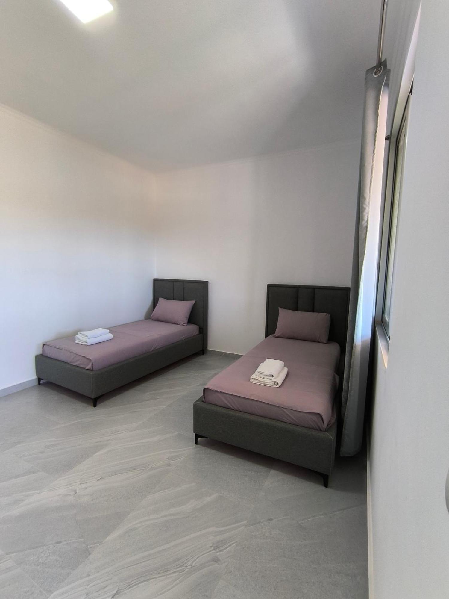 Kaful Apartments Qeparo Extérieur photo