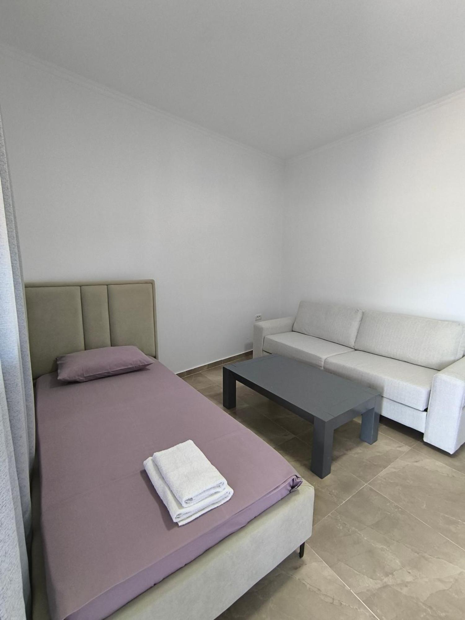 Kaful Apartments Qeparo Extérieur photo
