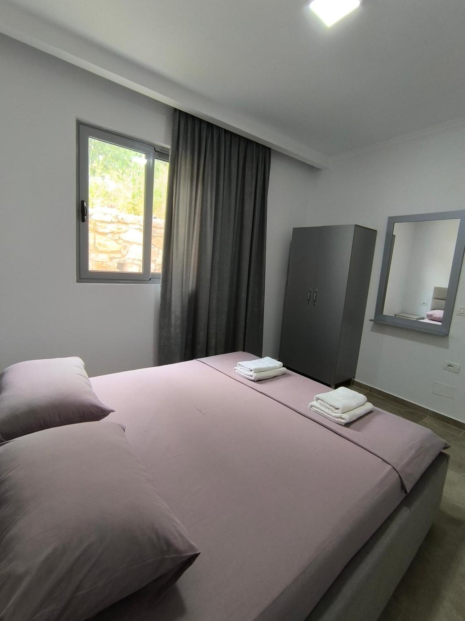 Kaful Apartments Qeparo Extérieur photo