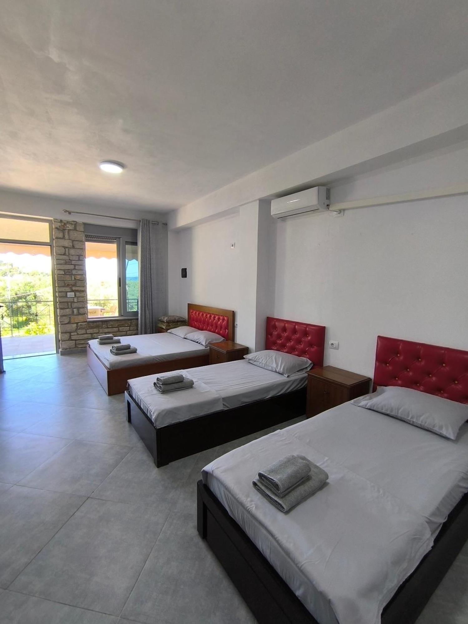 Kaful Apartments Qeparo Extérieur photo